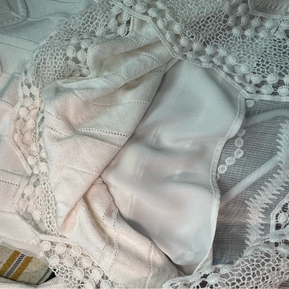 White House Black Market White Knit Sweater - Picture 7 of 10